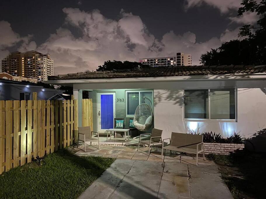 Stayover In Miami Home 2Br - 1Bth - Free Parking Exterior photo